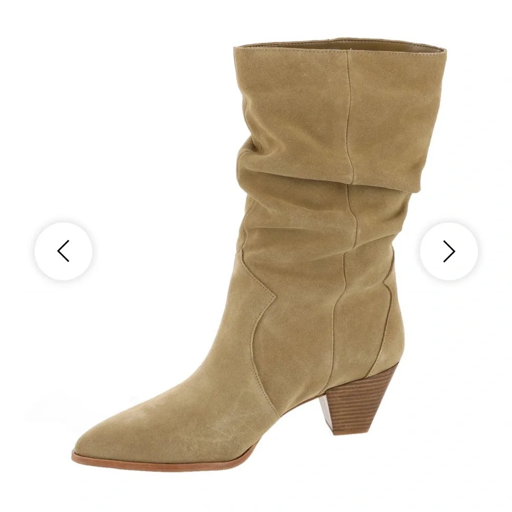 NWOB Vince Camuto Suede Sensenny Boots